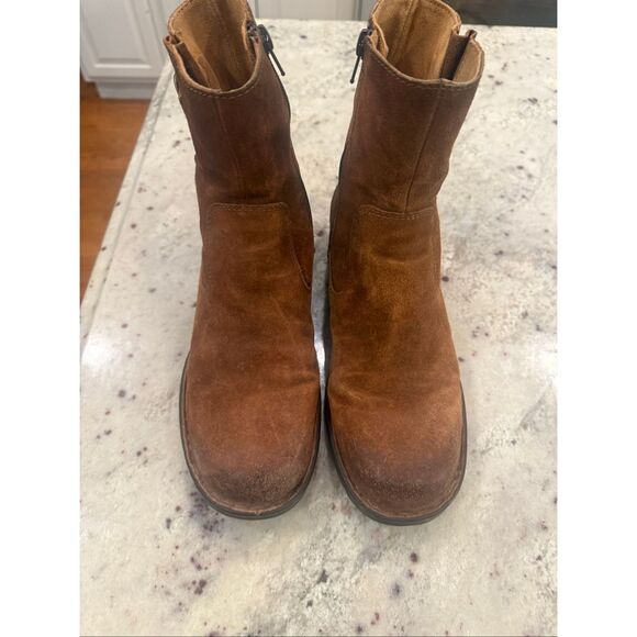 Born Elia Brown Suede Side Zip Boots sz 8.5 - Picture 2 of 7